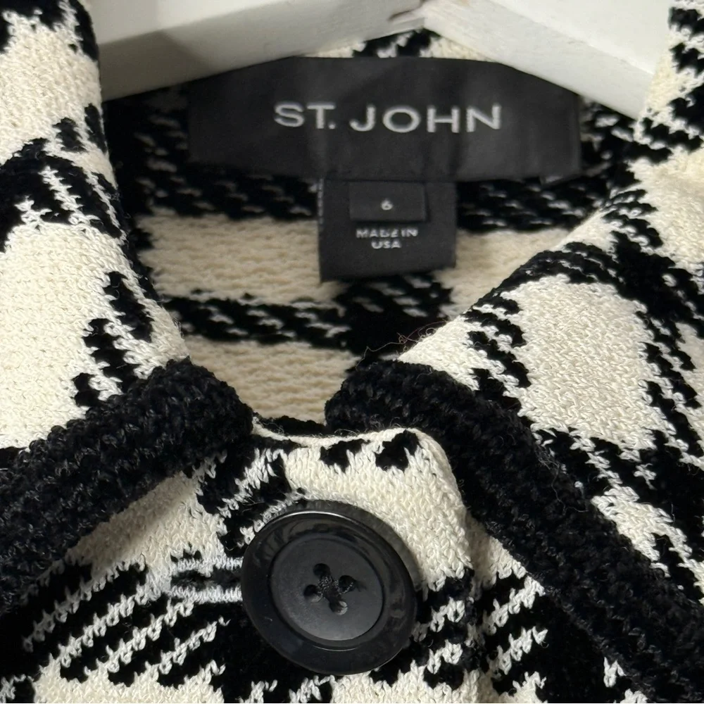 ST. JOHN Black & Off-White Plaid Knit Button‎ Jacket Size 6